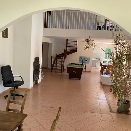 Grande Maison Avec Piscine *